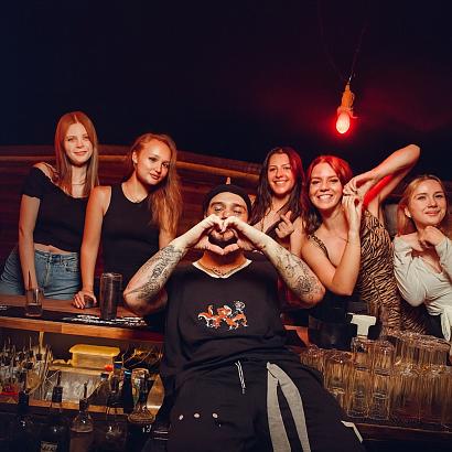 Моряк и Чайка на Белорусской