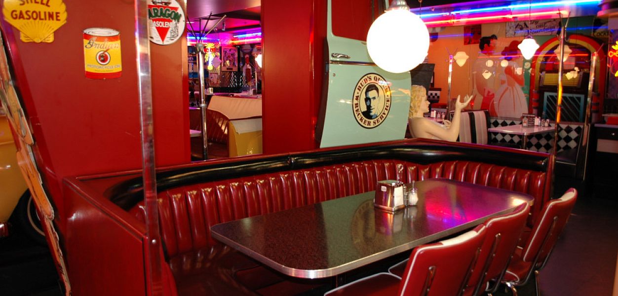 Beverly Hills Diner / Беверли Хиллс Дайнер (Никольская) закрыт - фотография № 3