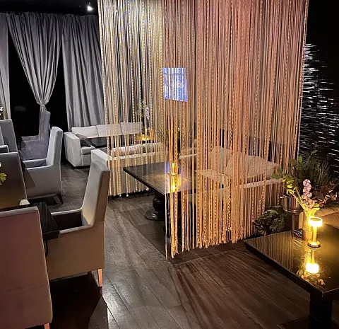 Amphora Lounge bar