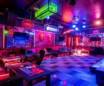 Red Rooms Караоке