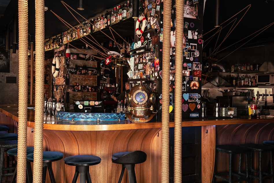 Моряк и Чайка на Маросейке - фотография № 6