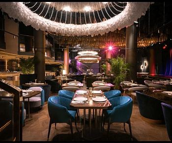 Мэдисон Холл / Madison Hall