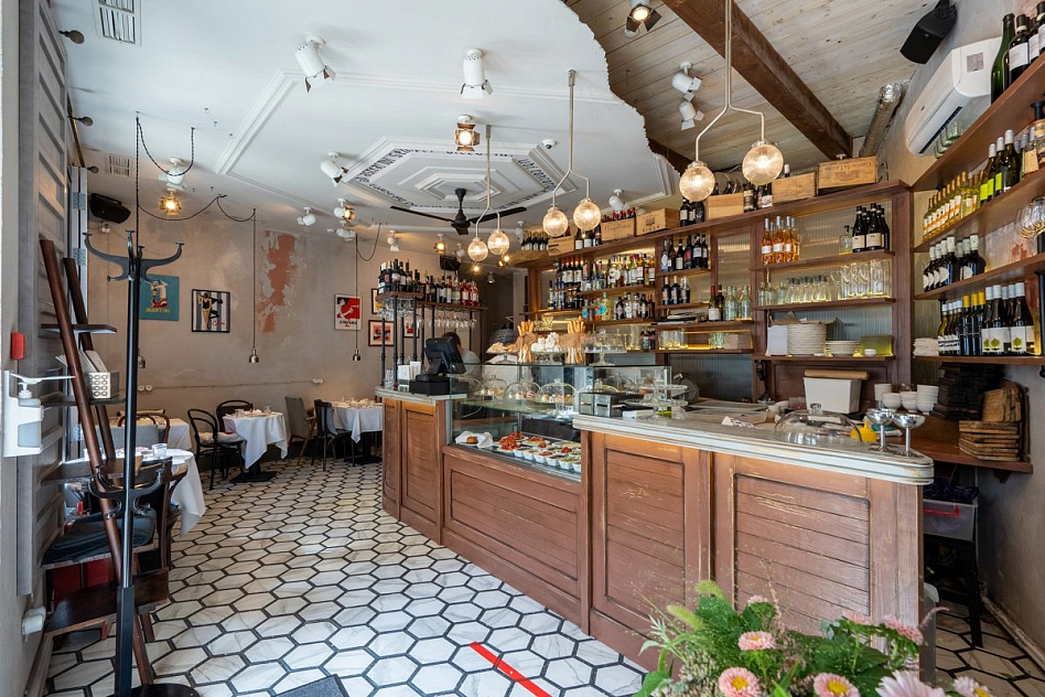 Мария Санта - метро цветной бульвар