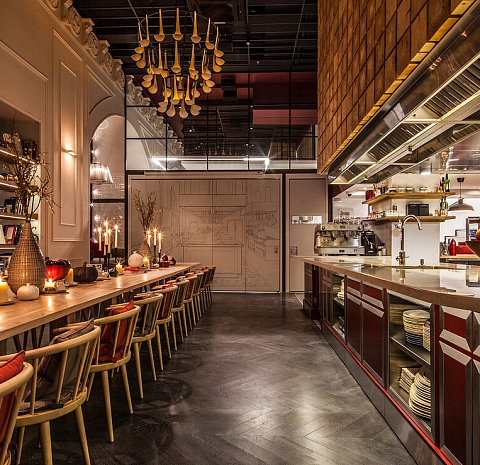 Novikov Space Cafe