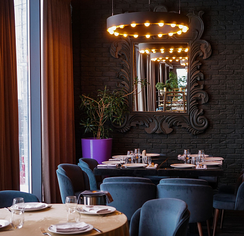 Трамплин / Амбассадори