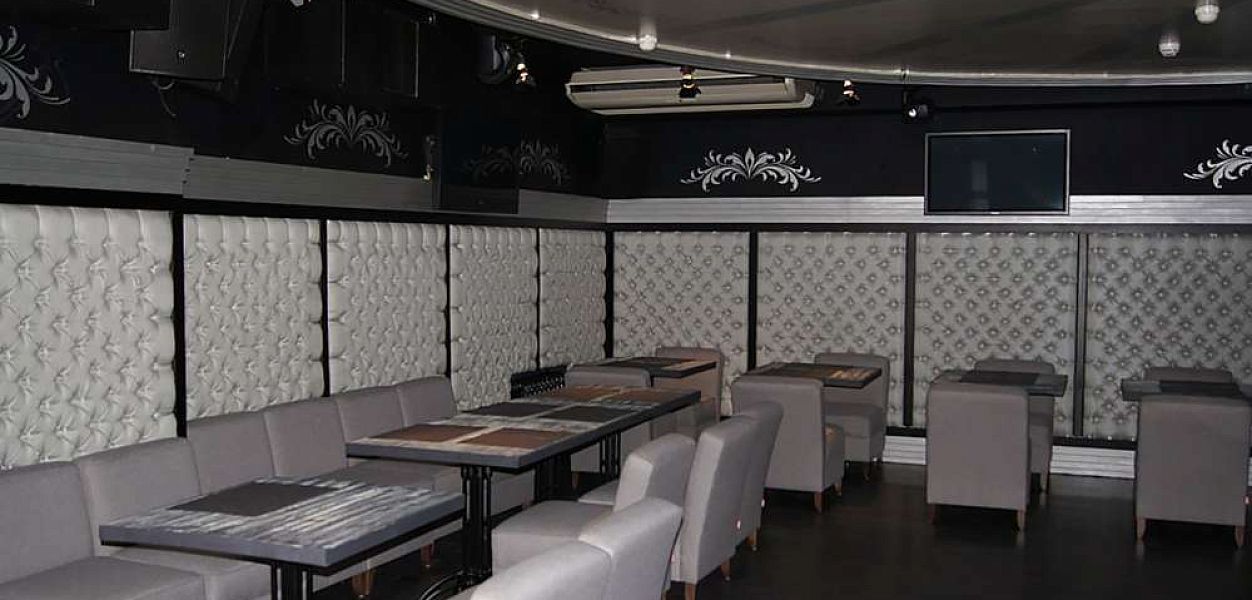 Navarro’s bar and grill / Наварро’с бар и гриль (закрыт) - фотография № 5