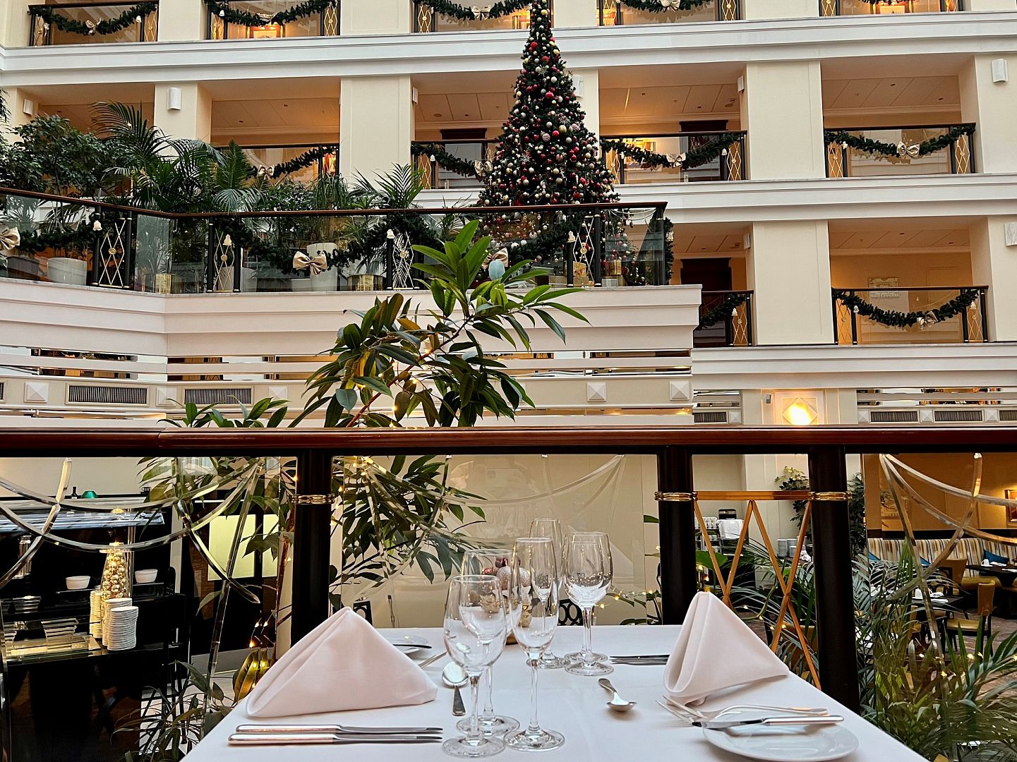 ресторан аврора на стартовой