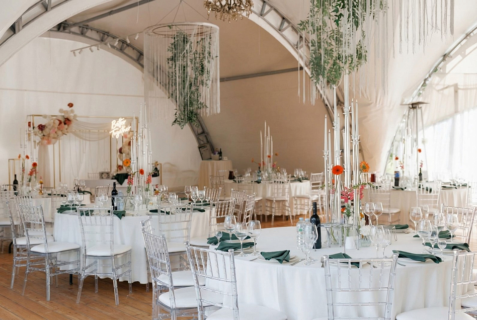 Банкетный комплекс Внуково Вилладж - развлечения бильярд