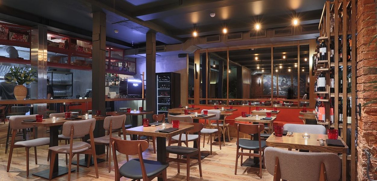 Satoshi wine bistro (закрыт) - фотография № 1