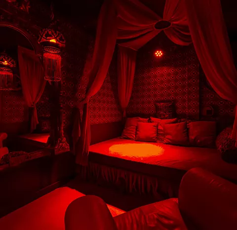 Burlesque / Бурлеск (Фрунзенская)