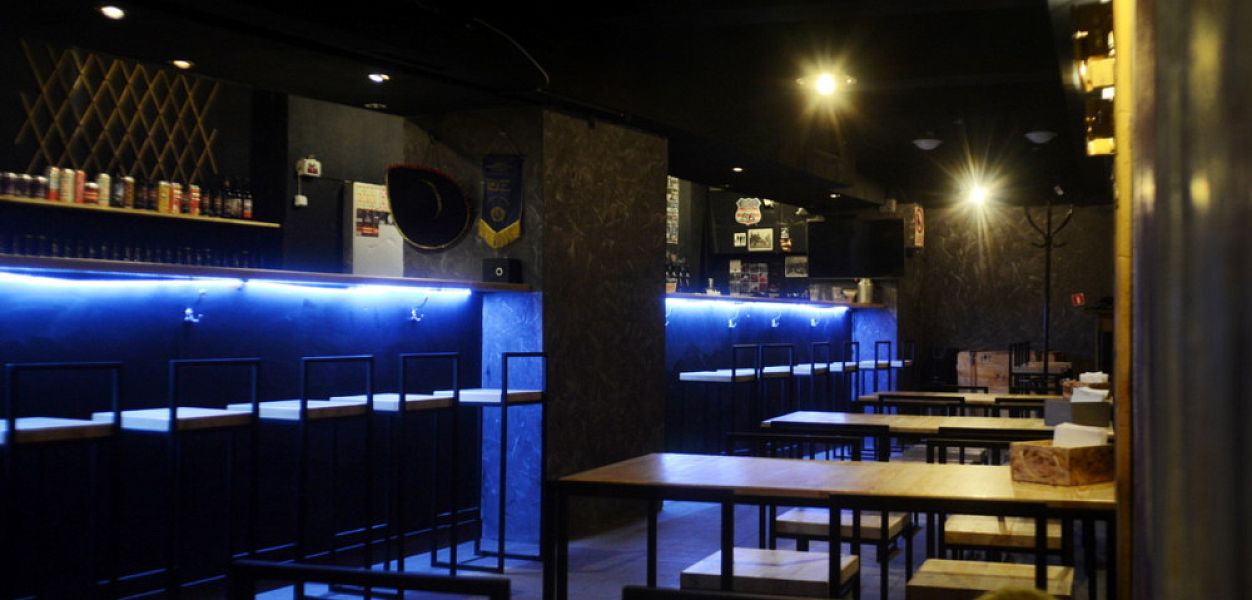 Wild Tony craft pub / Вайлд Тони крафт паб - фотография № 1