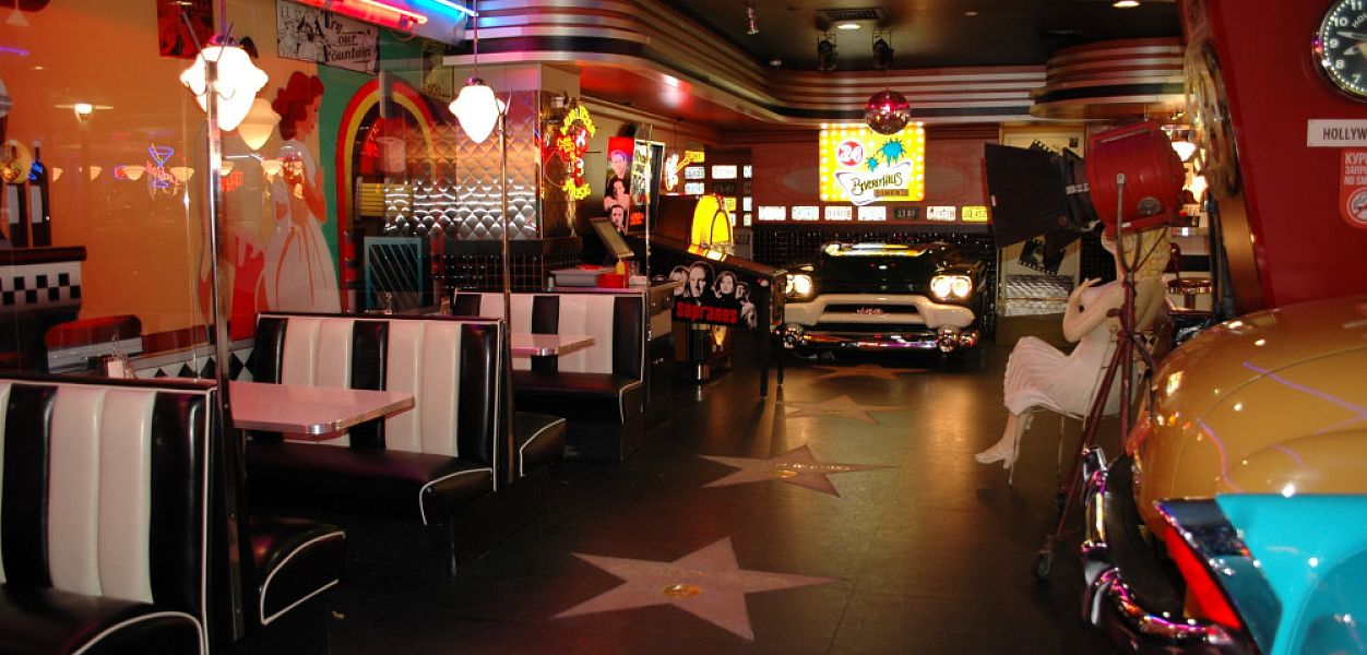Beverly Hills Diner / Беверли Хиллс Дайнер (Никольская) закрыт - фотография № 5