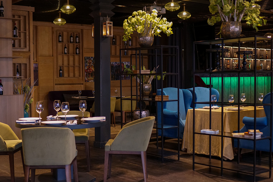 Трамплин / Амбассадори - тип банкетный зал