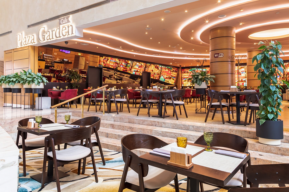 Plaza Garden Cafe фото 8