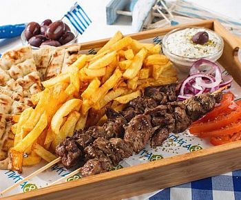 Пита&Сувлаки (Садовая-Самотёчная ул.) закрыт