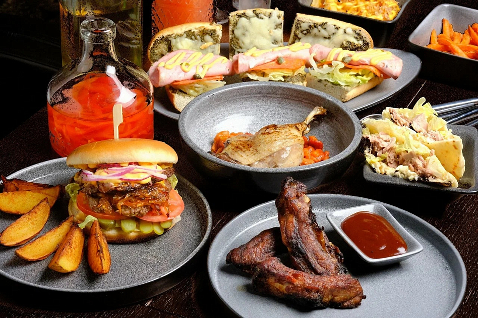 Mr. Help & Friends - метро сухаревская