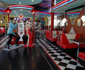 Hollywood / Голливуд (ex. Beverly Hills Diner / Беверли Хиллс Дайнер (Котельники) (закрыт)