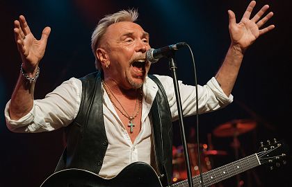 Гарик Сукачёв