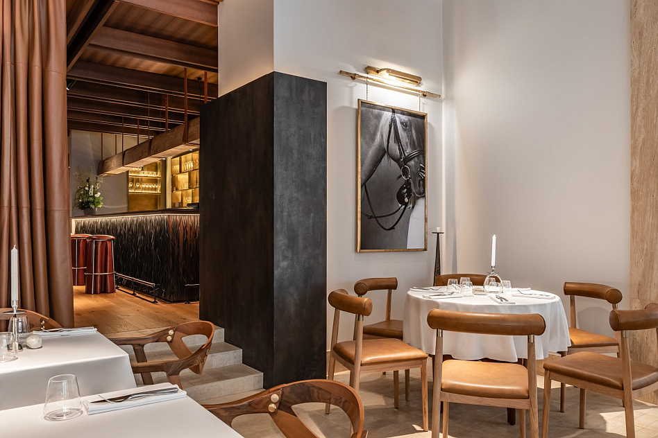 Саврас - метро театральная