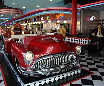 Hollywood / Голливуд (ex. Beverly Hills Diner / Беверли Хиллс Дайнер (Котельники) (закрыт)
