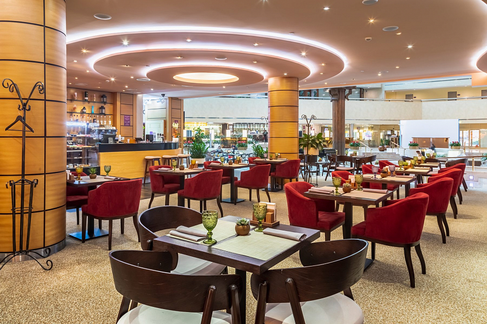 Plaza Garden Cafe фото 17