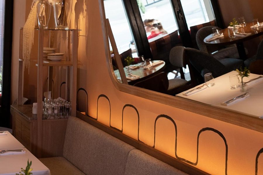Queens Bar & Restaurant (временно закрыт) - фотография № 4