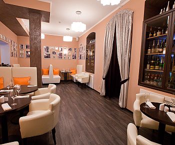 Brut Bar / Брют Бар (закрыт)