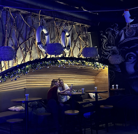 Моряк и Чайка на Кузнецком