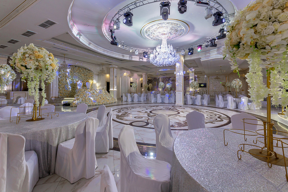 White Hall / Вайт Холл - фотография № 4