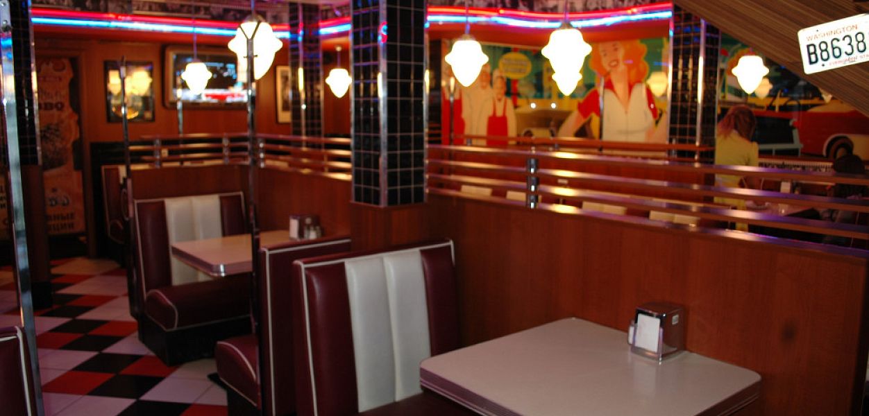Beverly Hills Diner / Беверли Хиллс Дайнер (Тверская) закрыт - фотография № 24