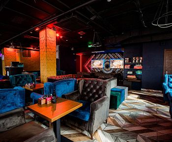MOS lounge&bar (Новокузнецкая)