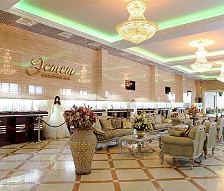 бронировать по телефону