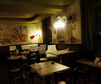 Argomento Backyard Bar