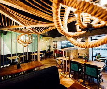 Lights cafe
