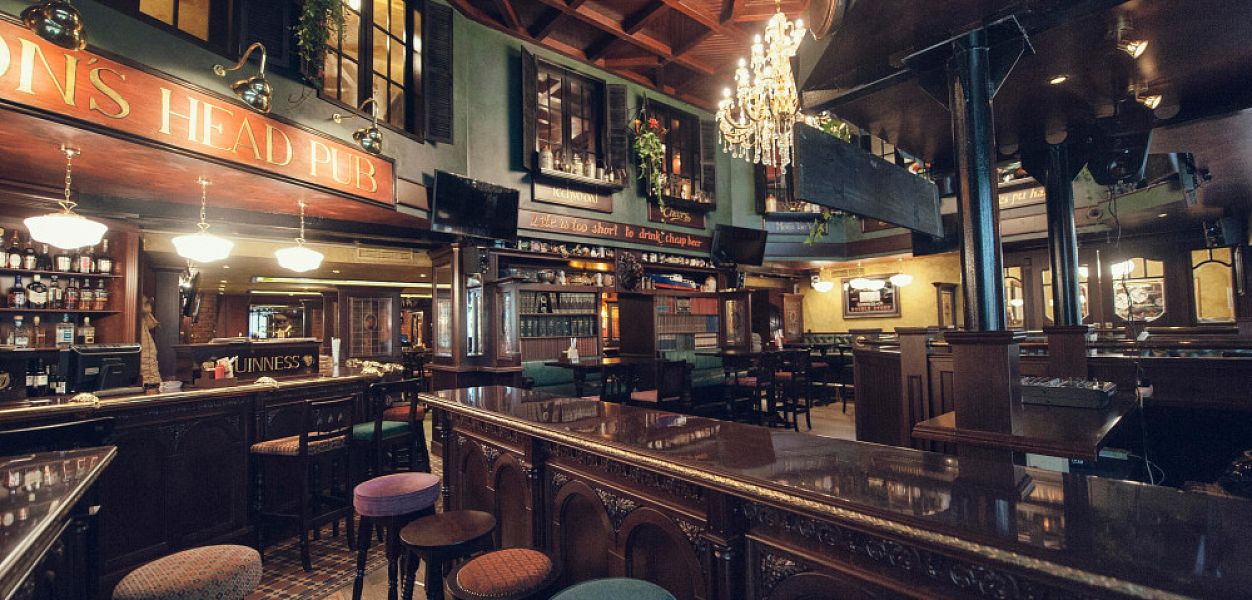 Lion's Head Pub - фотография № 5