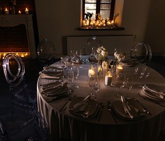 бронировать по телефону