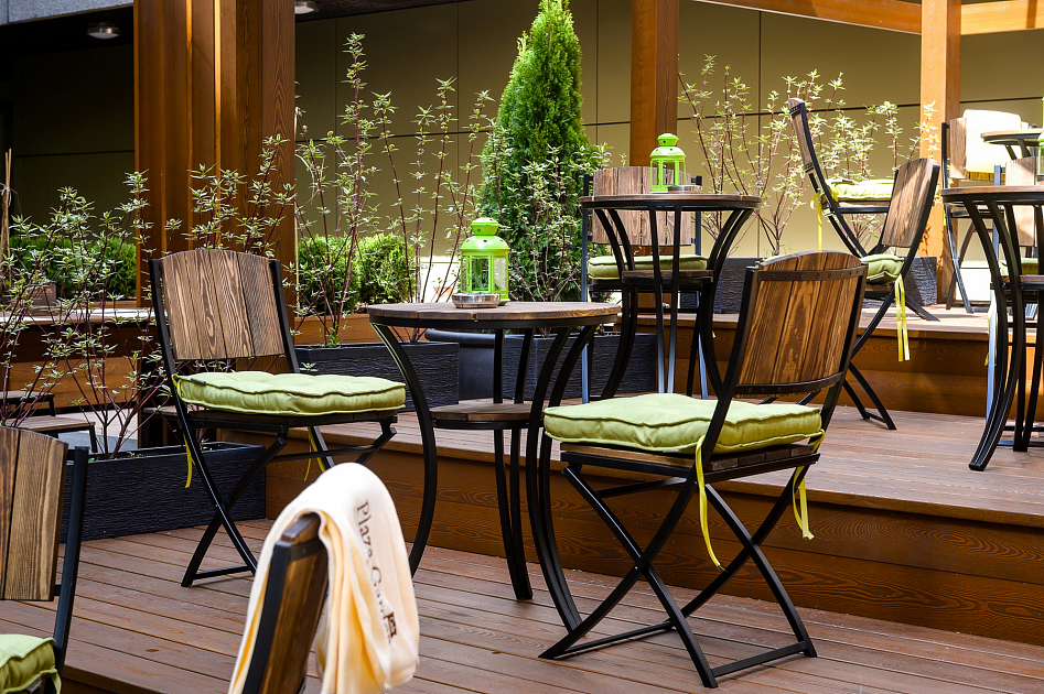 Terrace Plaza Garden Cafe фото 11