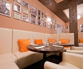 Brut Bar / Брют Бар (закрыт)