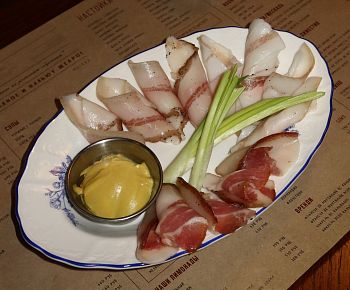 Настоишная «Под Усами»