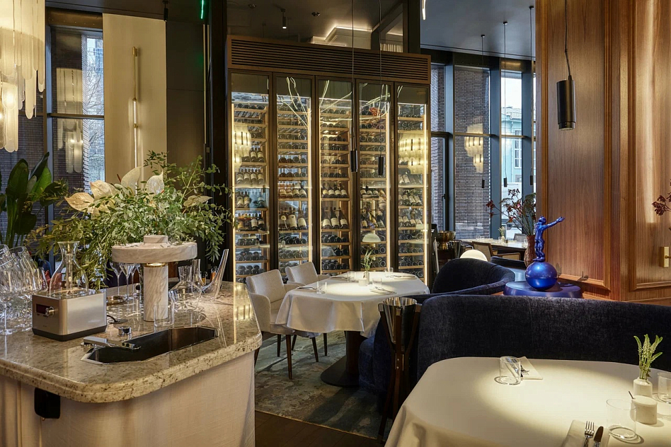 Leo - средний счет  4000-5000р