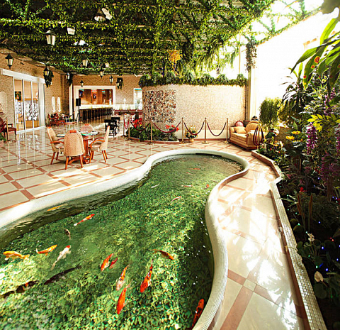 Grand Paradise