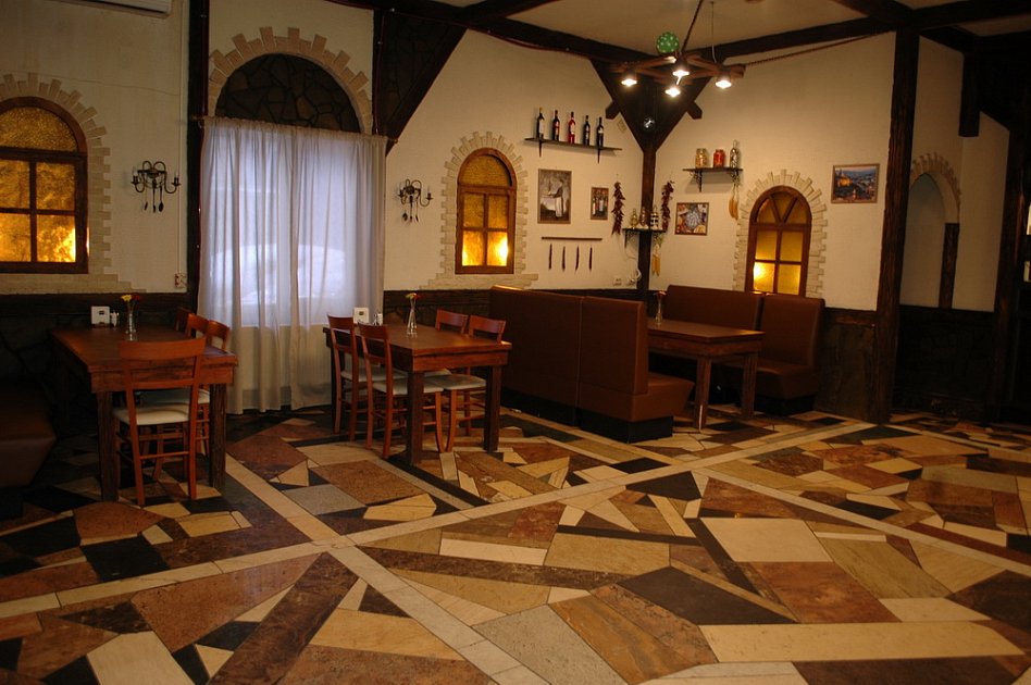 Грузинский дворик фото 12