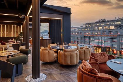 Летняя веранда в ресторане Дубай / Dubai