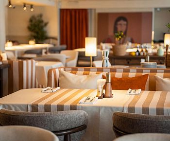 Мэдисон Холл / Madison Hall