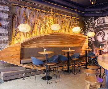 Моряк и Чайка на Кузнецком