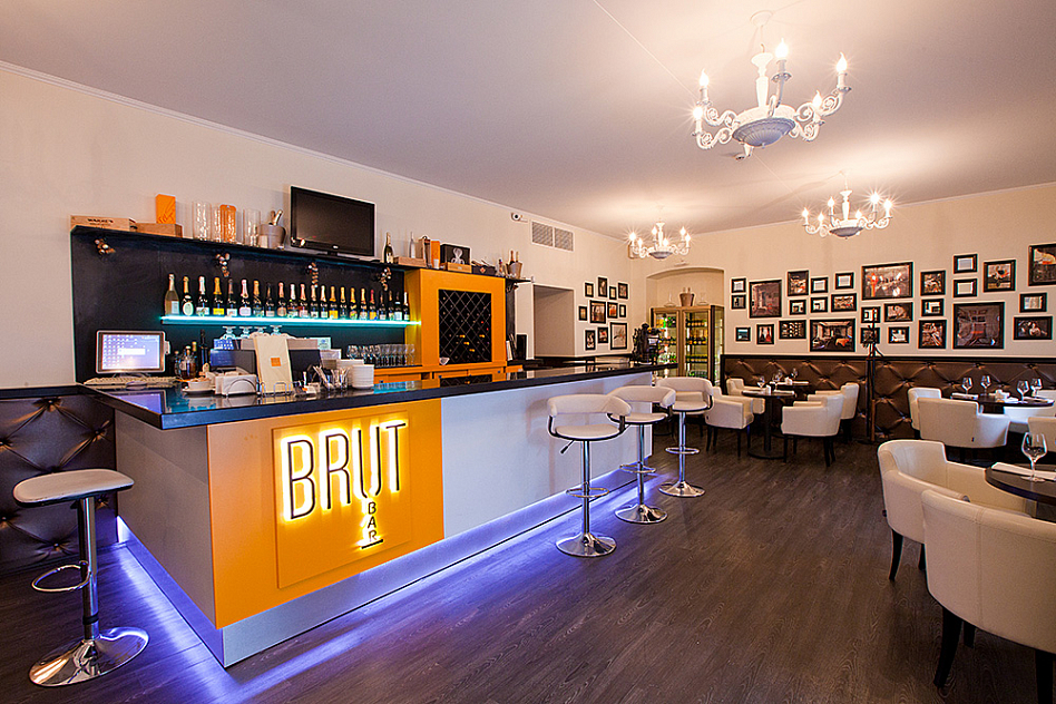 Brut Bar / Брют Бар (закрыт) - фотография № 6 (фото предоставлено заведением)