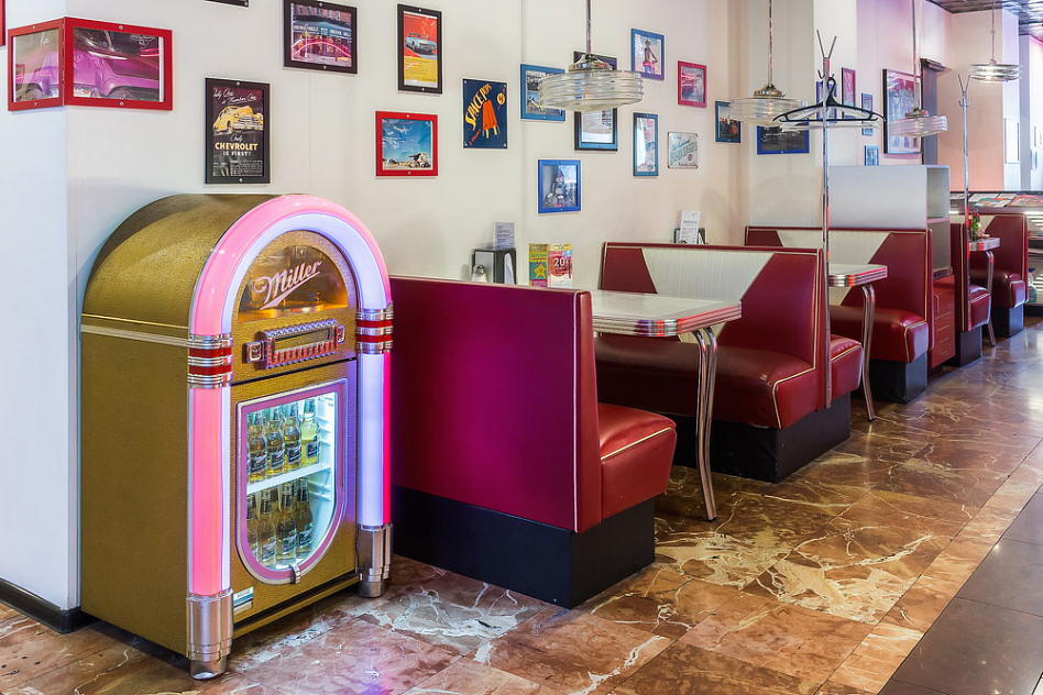 Starlite Diner «Октябрьская» фото 18