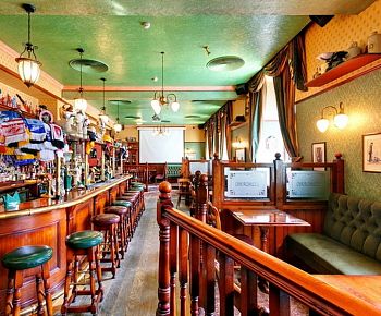 Churchill`s pub / Черчилль паб