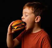 Бесплатное детское меню по субботам и воскресеньям в Black Angus