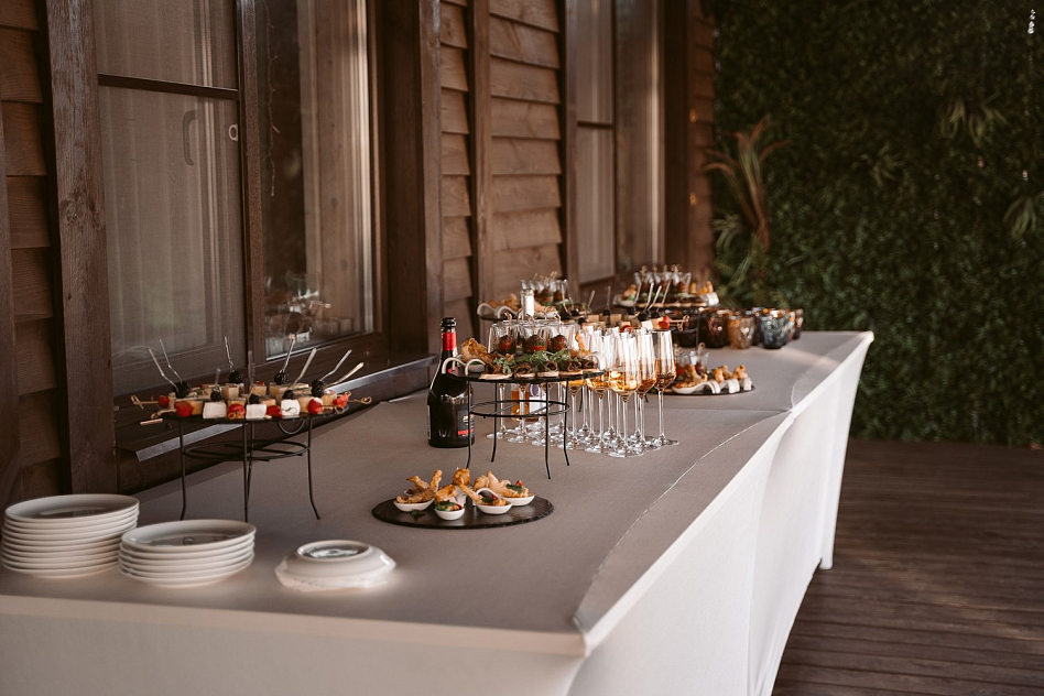 Хорсека рестаурант / Horseka restaurant - кредитные карты мир